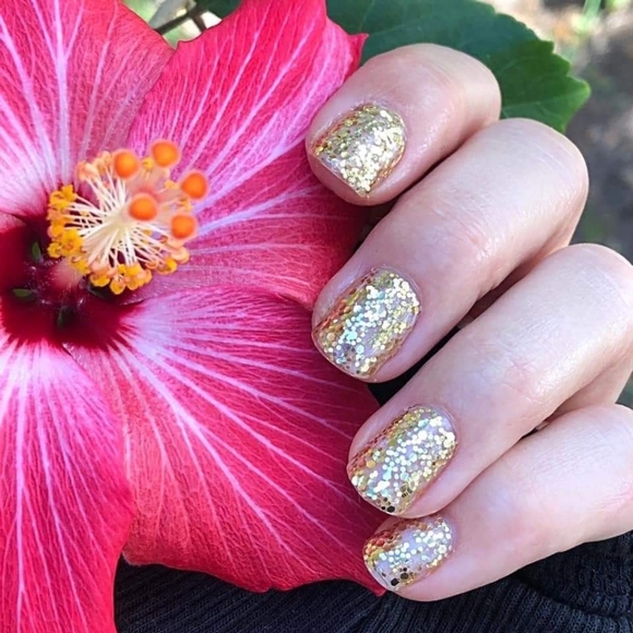 Red Aspen Nail Bundle - Picture 4 of 6